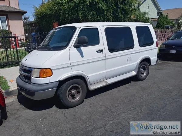 DODGE RAM VAN V6