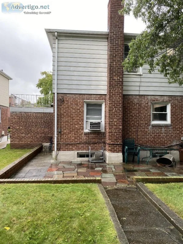 Whole House for Rent with Basement Yard and Driveway