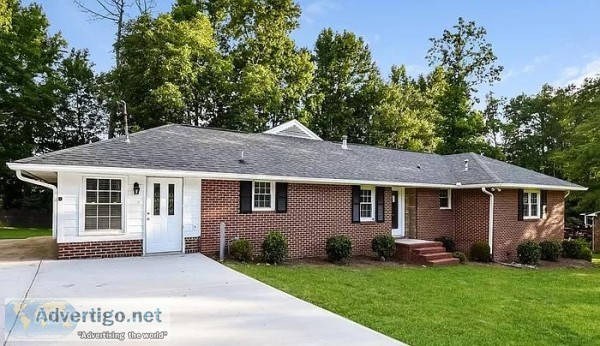 7034 Pinecrest Dr Douglasville GA 30134