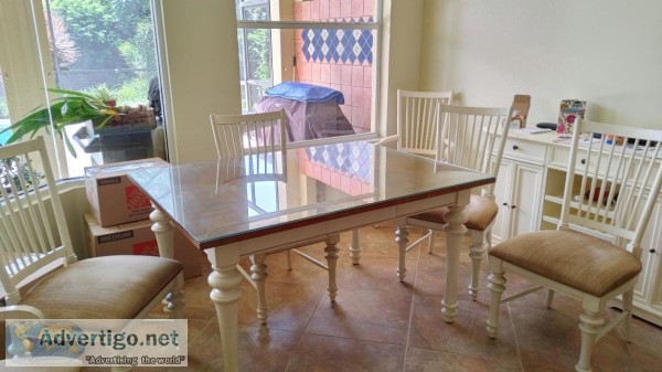 Dining table w6 chairs and Buffet