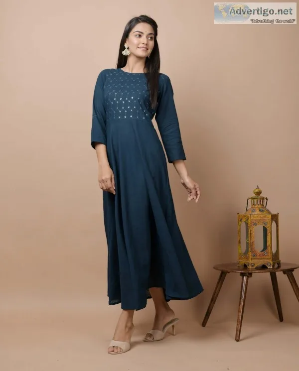Buy the Kaajh  Designer kurtis under 1000rs 