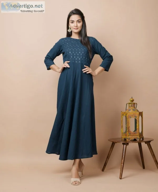 Buy the Kaajh  Designer kurtis under 1000rs 