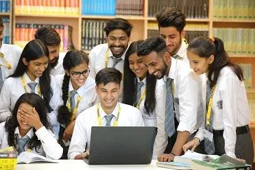 Choose the best BTech College in Dehradun Uttarakhand
