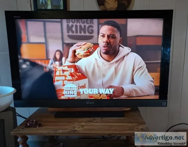 Sony flat screen TV works Good