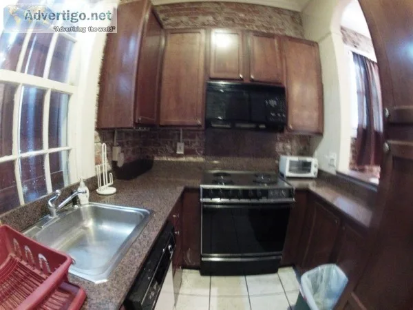 2bedroom3 bathrooms - 2 master bedrooms