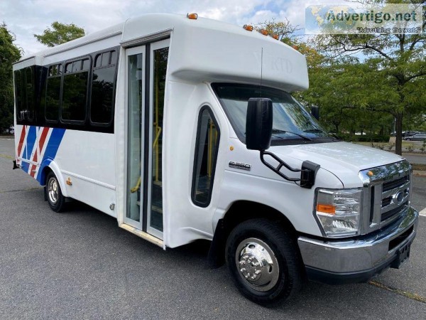 2012 Ford E350 Goshen Non-CDL Wheelchair Shuttle Bus (A5132)