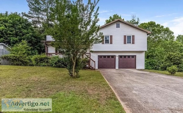 3481 Mustang Dr Powder Springs GA 30127