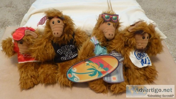 Vintage 1988 Alf hand Puppet s