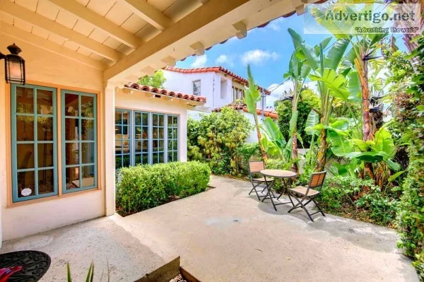 Spacious home in peacefull mission hills