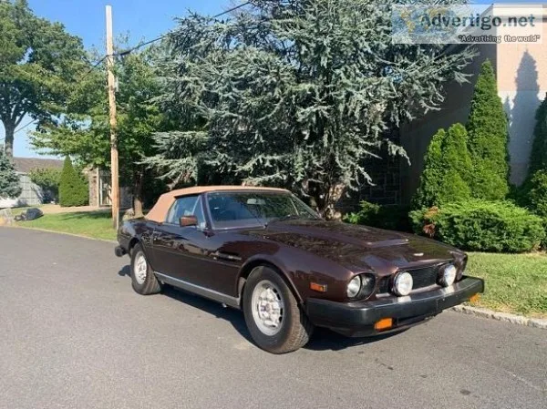 23956 1982 Aston Martin Martin V8 Volante LHD