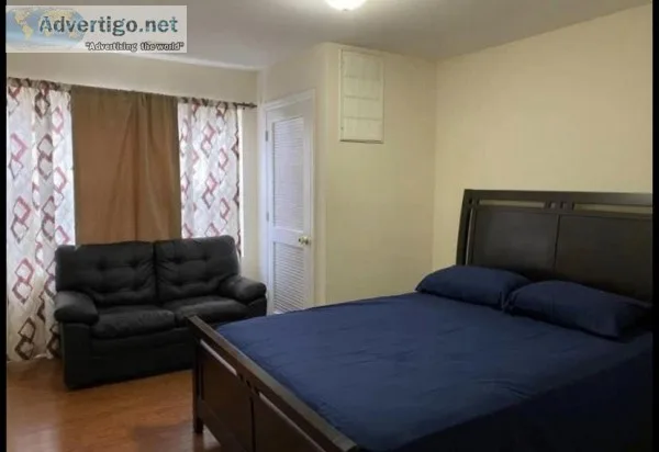 - Furnished room 4 rent by - East 182 Street  Mohegan Ave ( Bron