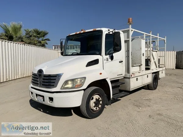 2007 HINO 258 FLATBED SERVICE TRUCK 37301215