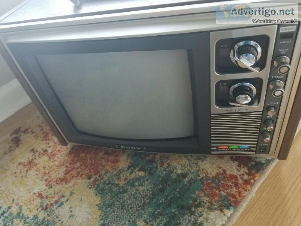 Vintage Color TV wanted.