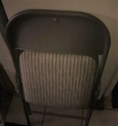 Cushion Padded Folding Chair (Super Comfortable Wonderful Condit