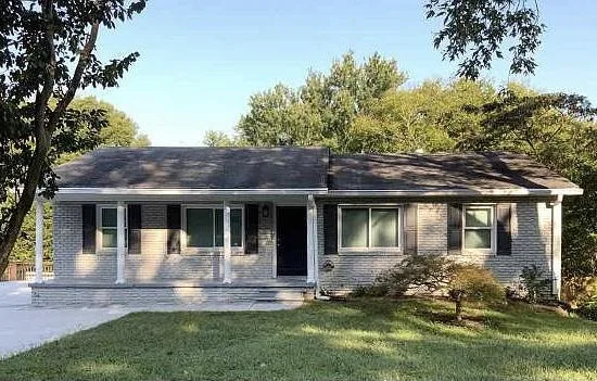 1089 Azalea Cir Marietta GA 30062