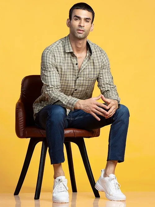 Shop latest collection of shirts for men at beyoung
