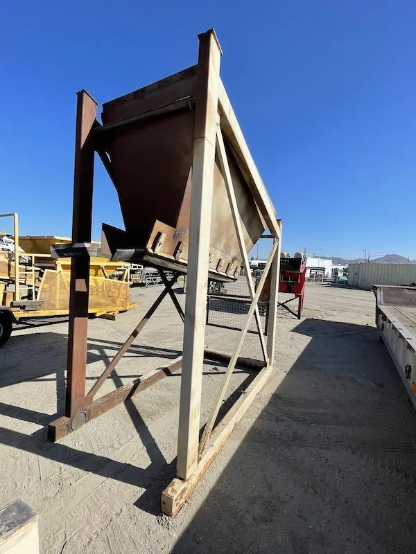 AGGREGATE HOPPER  943102215