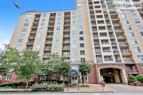 2 Bdrm Condo with City Views in the Heart of Midtown