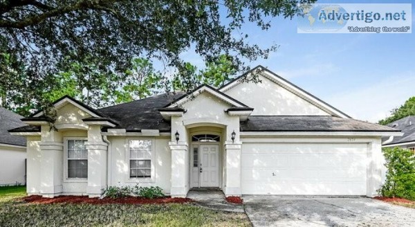2454 Coachman Lakes Dr Jacksonville FL 32246