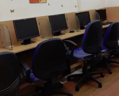 Offering Wide Range of HP  Used  Desktop best price in marketing
