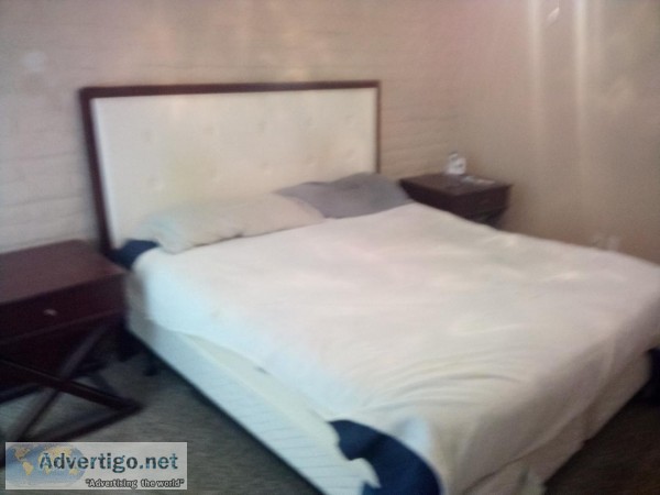 KINGSIZE MATTRESS BED BOXSPRING HEADBOARD 2 NIGHT TABLES