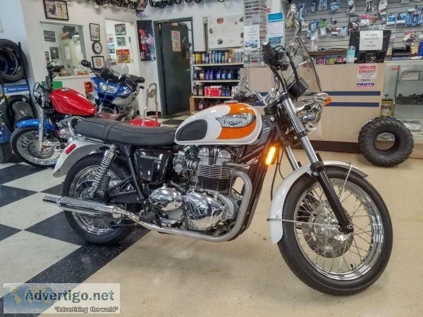 2005 TRIUMPH Bonneville T100 Low Miles