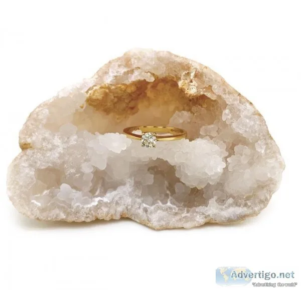 Shop 18ct Yellow Gold Diamond Jewellery At Affordable Price