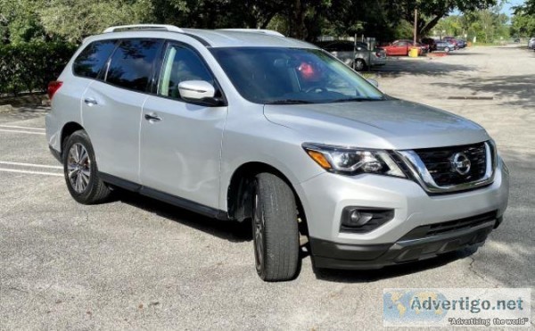 2018 Nissan Pathfinder SV