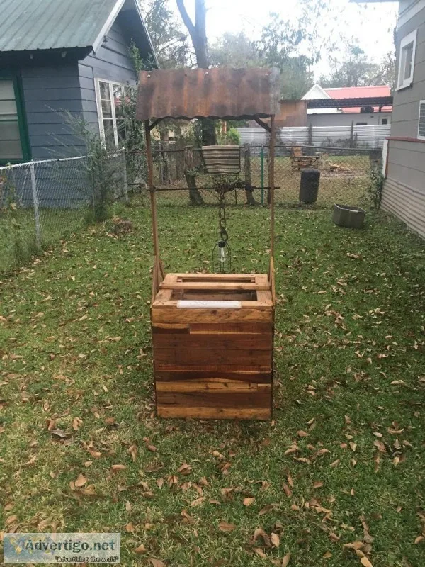 Mini wishing well