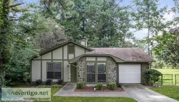 8495 N Pond Dr Riverdale GA 30274