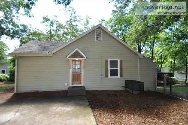 Large woodfloor 3bedroom 2bath home- fresh interior paint- washe