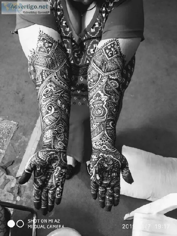 Top Mehndi designer - Best Mehndi Artist in Allahabad