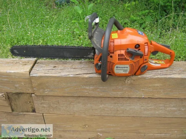 Recently Serviced Husquvarna 445 Chain Saw with a NEW Chain  8 s