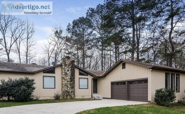 1986 Lake Ridge Ter Lawrenceville GA 30043