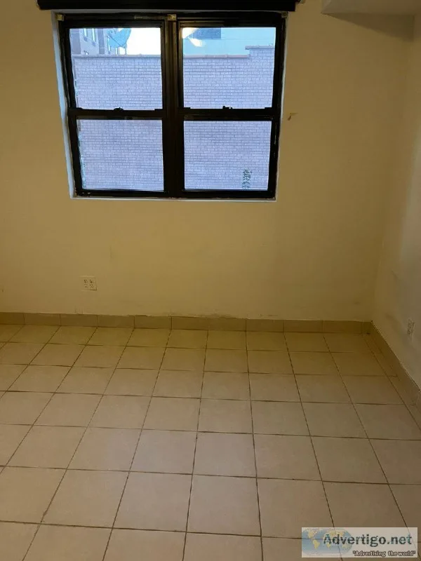 MAGNIFICIENT ONE BEDROOM IN FABULOUS WALKUP