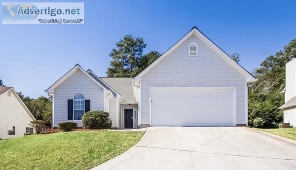5633 Isleworth Ct Atlanta GA 30349