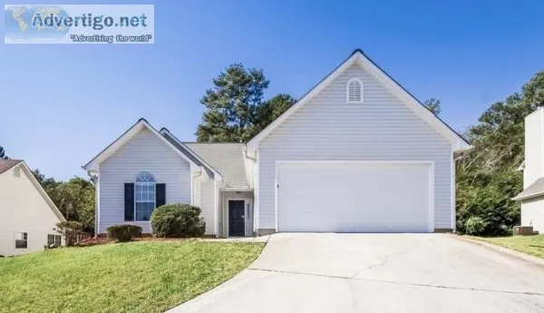 5633 Isleworth Ct Atlanta GA 30349