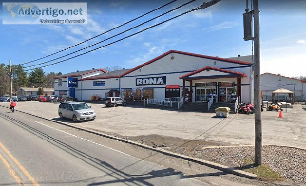Commercial property in St-Jerome with several buildings