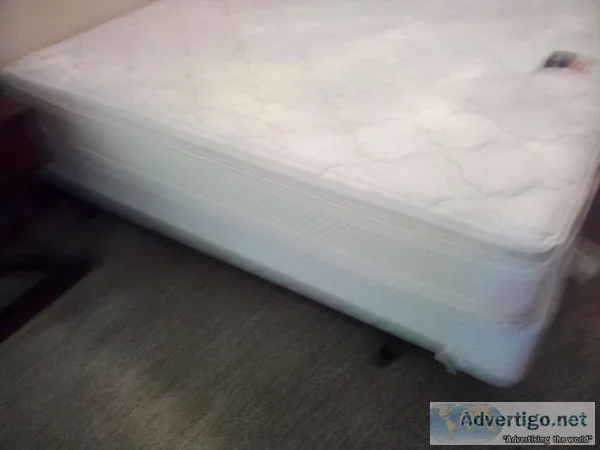 SERTA KINGSIZE PREMIUM PERFECT SLEEPER  MATTRESS BOXSPRING BEDFR