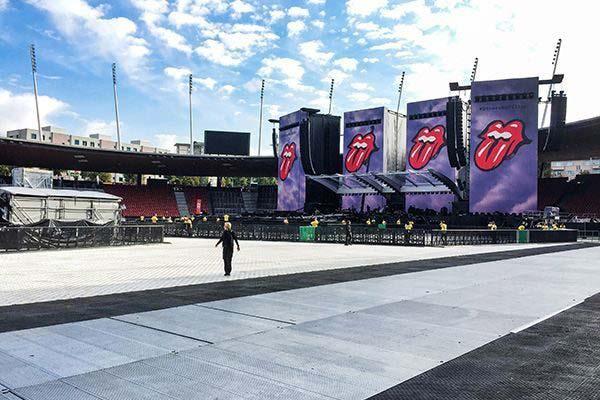 You are looking  for Event flooring