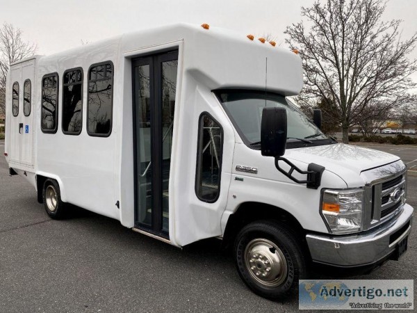 2016 Ford E350 Diamond Non-CDL Wheelchair Shuttle Bus (A5147)