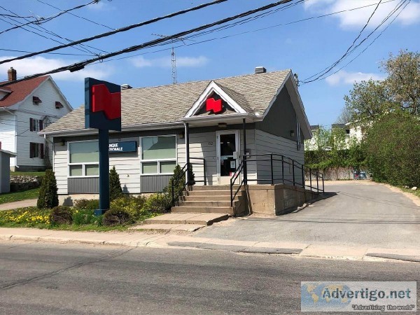 Very nice commercial building for sale St-Alexis-des-Monts