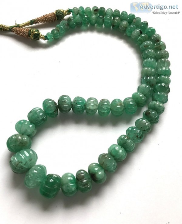 Buy emerald gemstone beads online at an attractive price