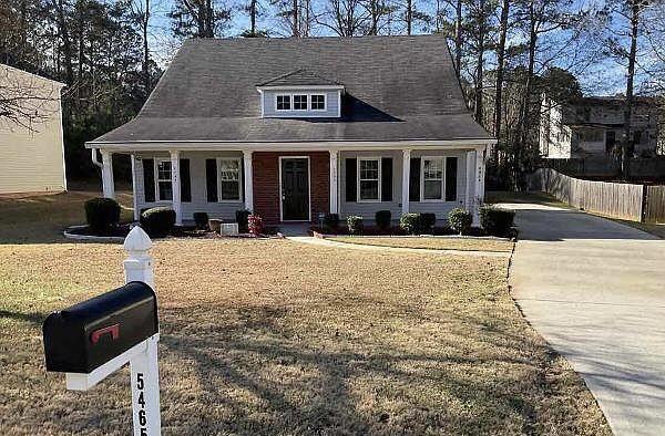 5465 Rock Lake Dr Atlanta GA 30349