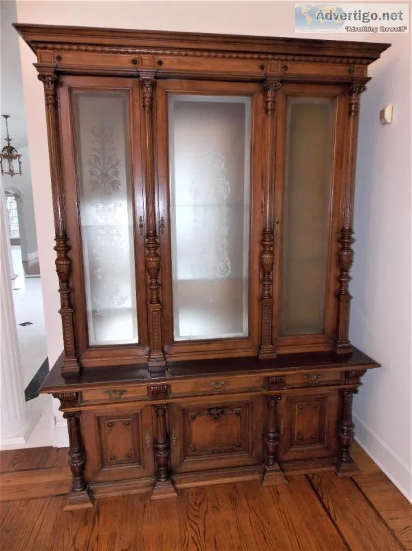 Dining Room Hutch With Glass Doors