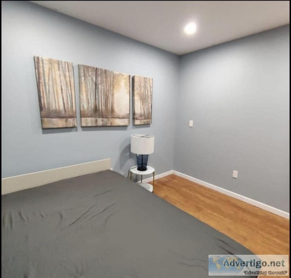 Large Furnished room 4 rent by - West 183 St  Btw St Nicholas an