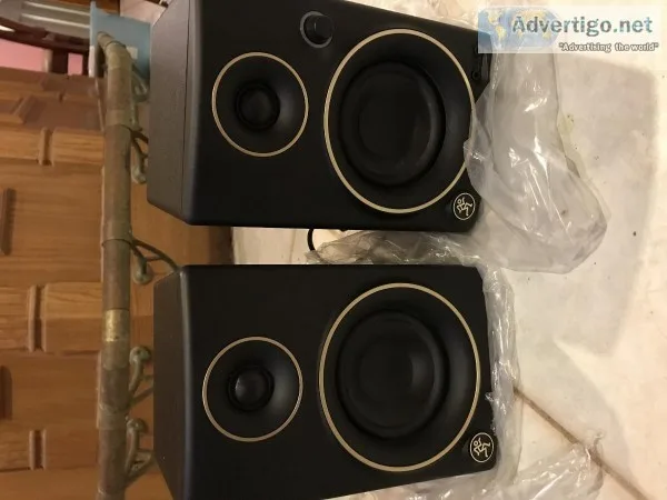 Mackie CR3 Limited Edition Gold Trim 3 in. Multimedia Monitors (