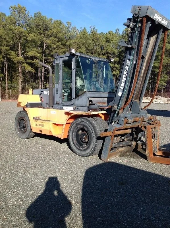 Doosan Forklift 160-S5