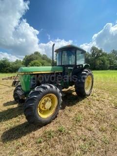 JOHN DEERE TRACTOR - Online Auction 8553-39 Ending 11222