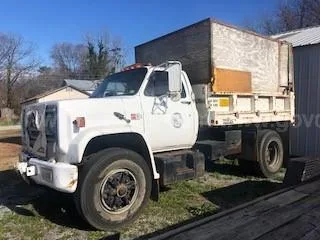 1987 GMC C7D042 Dump Truck